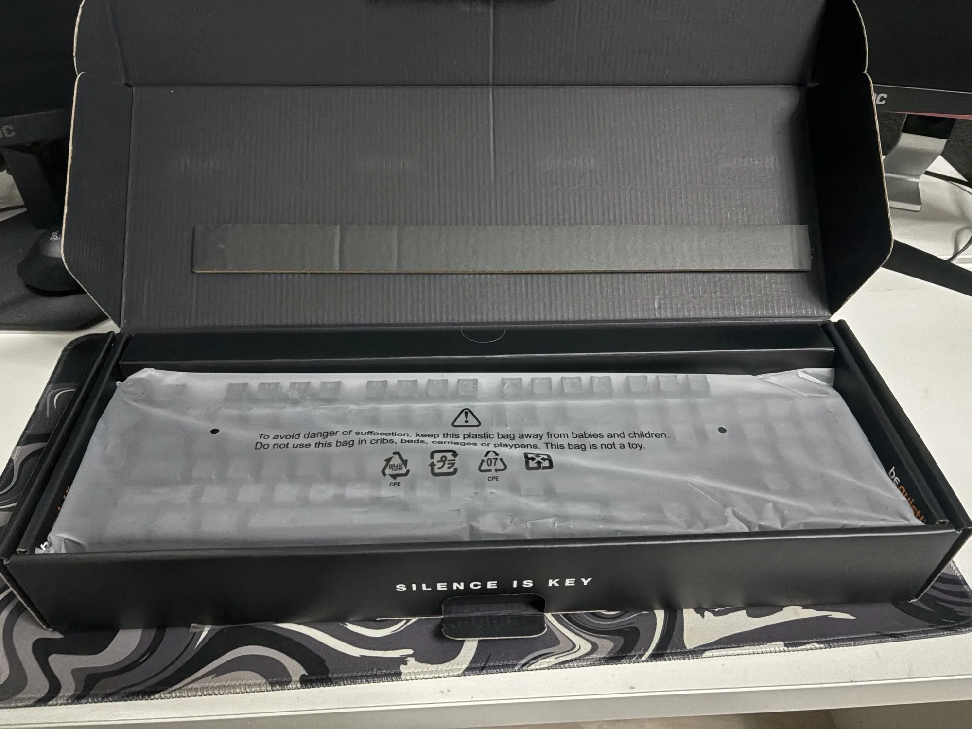 Be quiet! Light mount keyboard